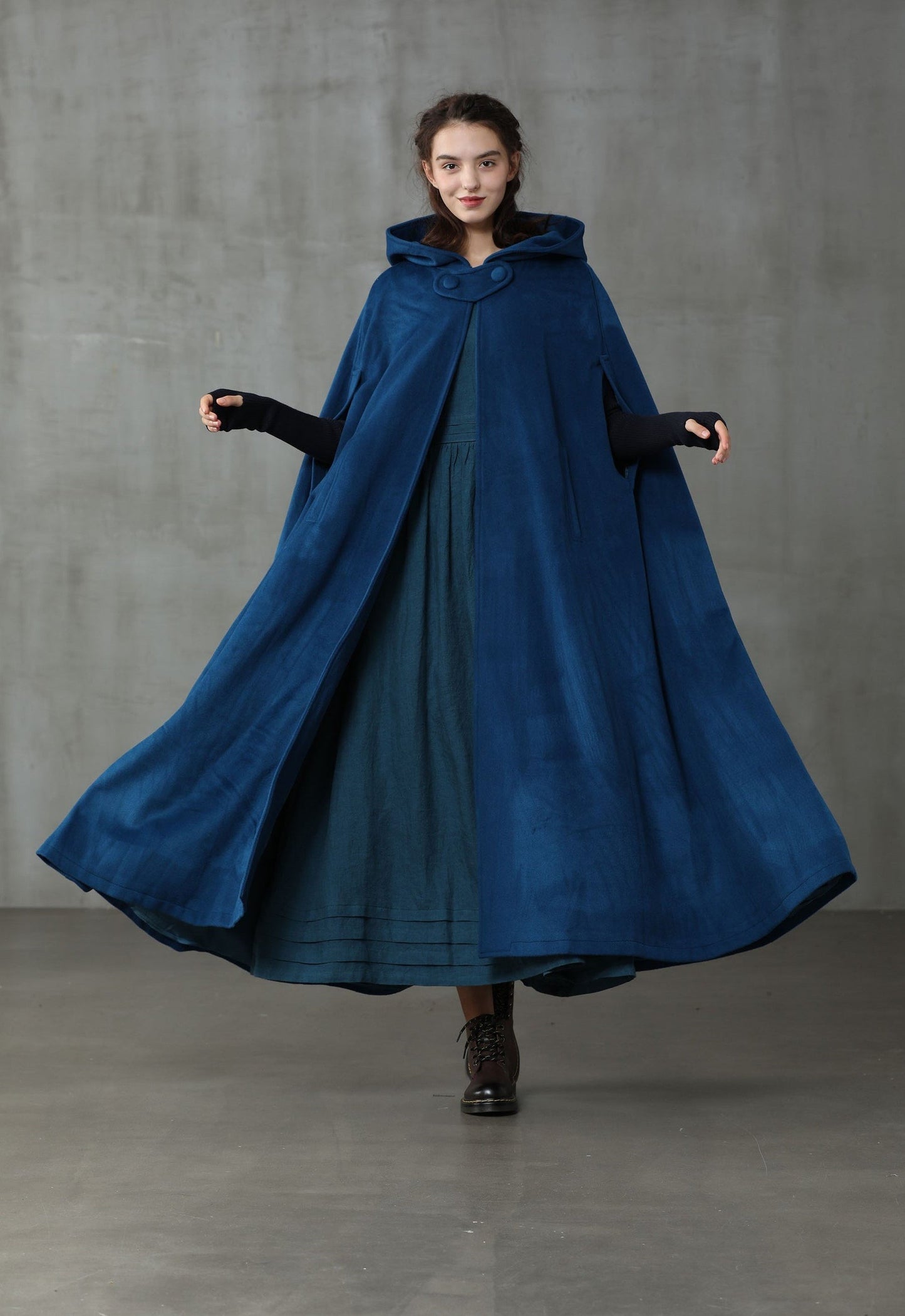 OUTLANDER BLACK WOOL CLOAK COAT