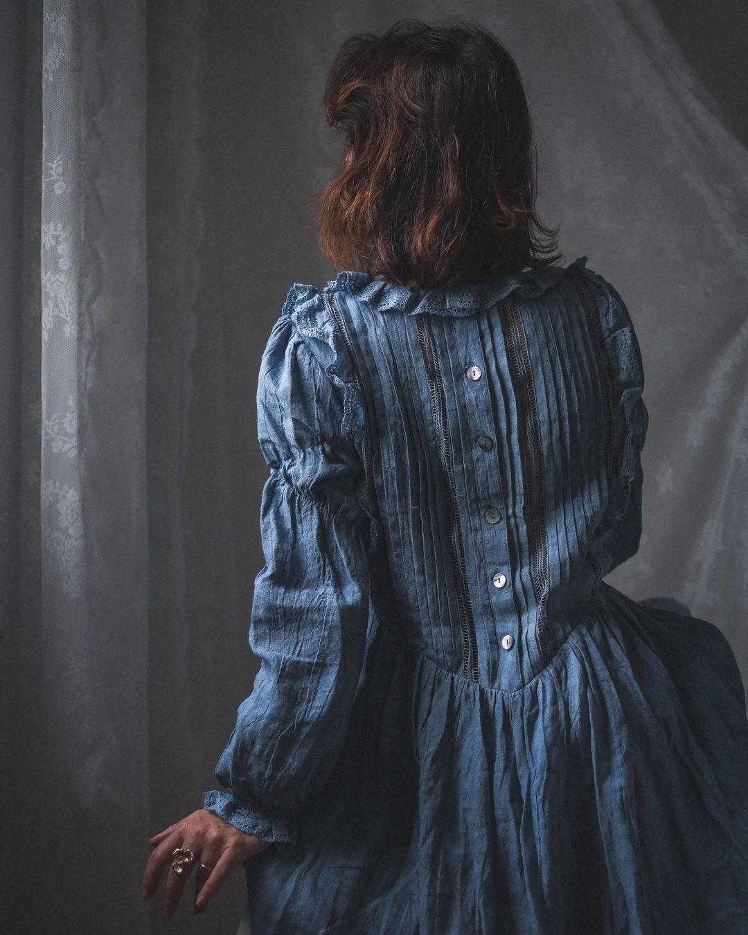 JASMINE ROMANTIC LINEN DRESS WITH FRENCH LACE