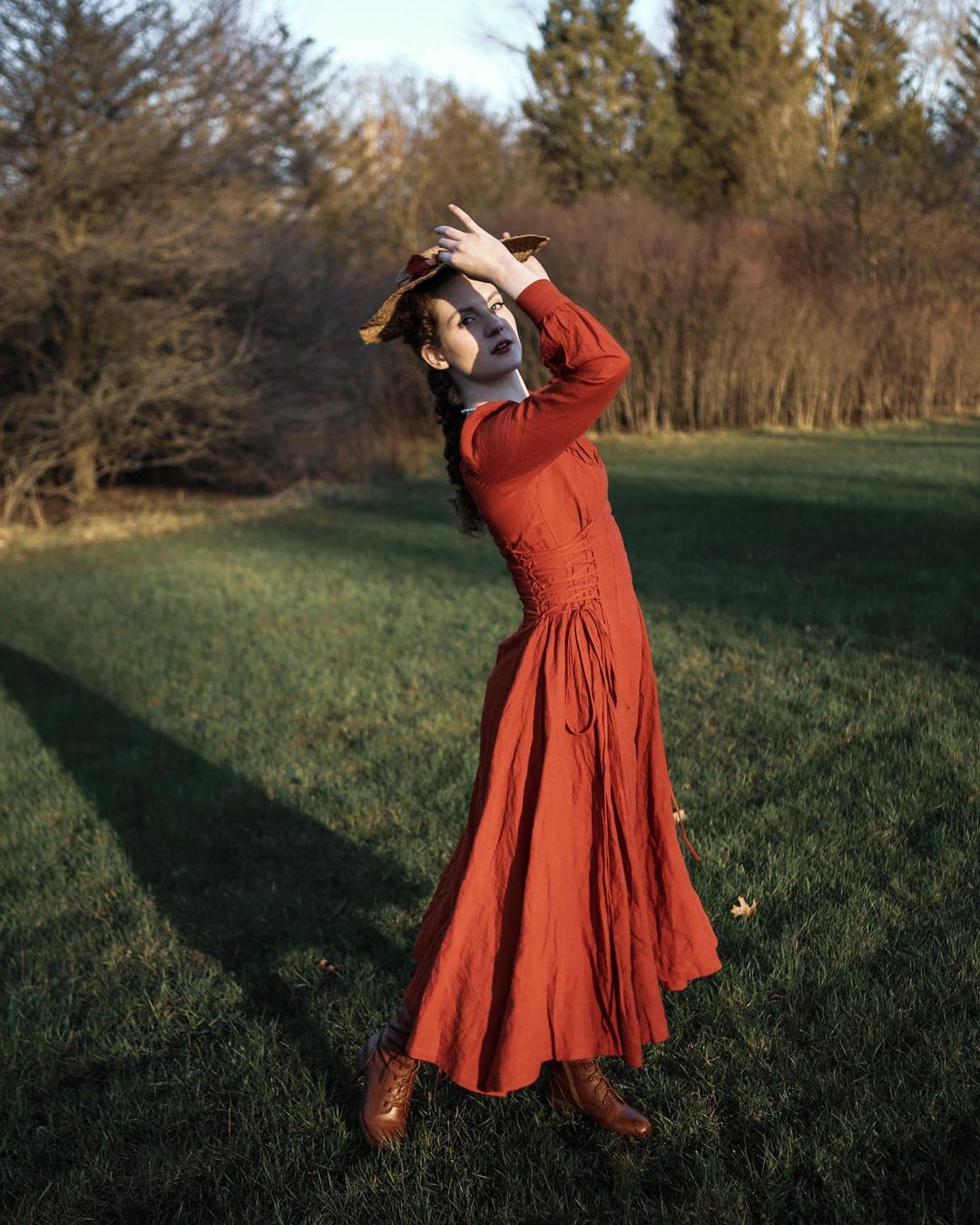 MAXI LACE-UP LINEN DRESS