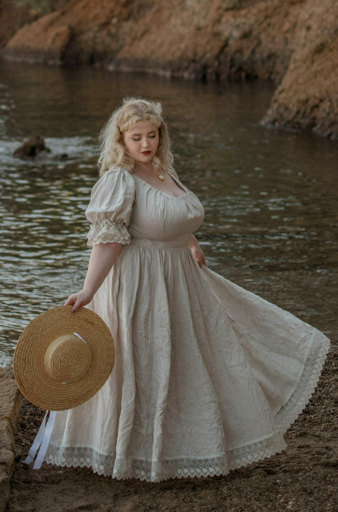 ELOWEN LACE LINEN DRESS GOWN ( 2 WAY TO WEAR )