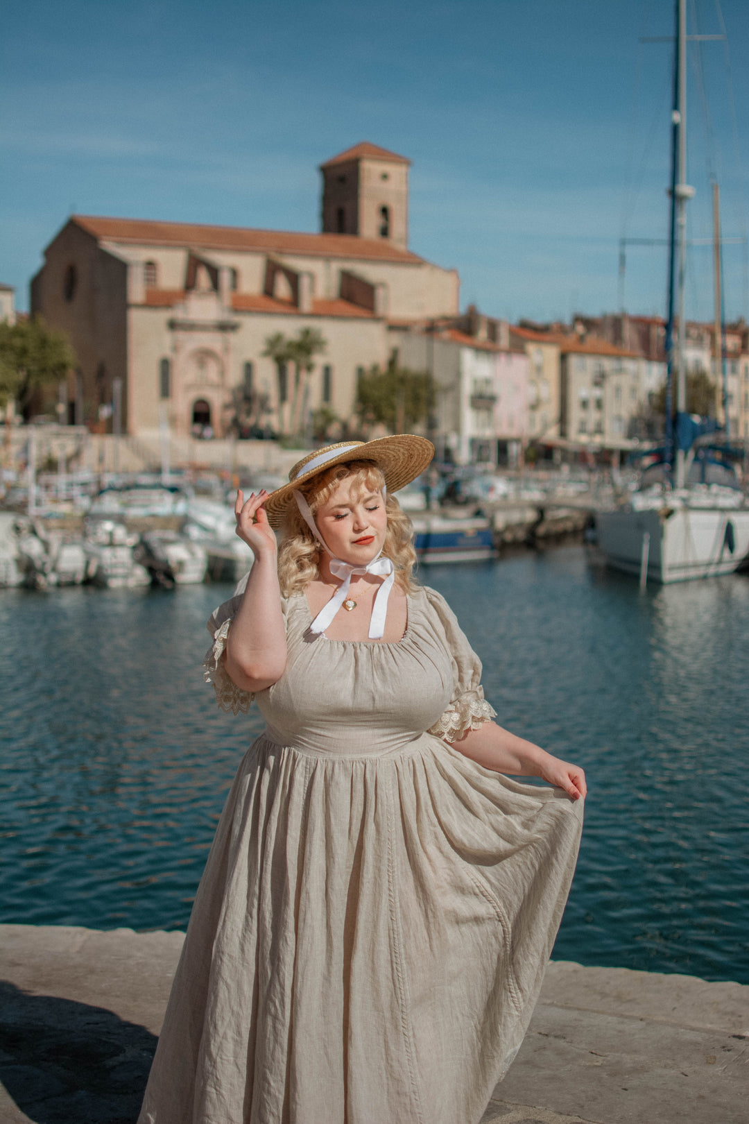 ELOWEN LACE LINEN DRESS GOWN ( 2 WAY TO WEAR )