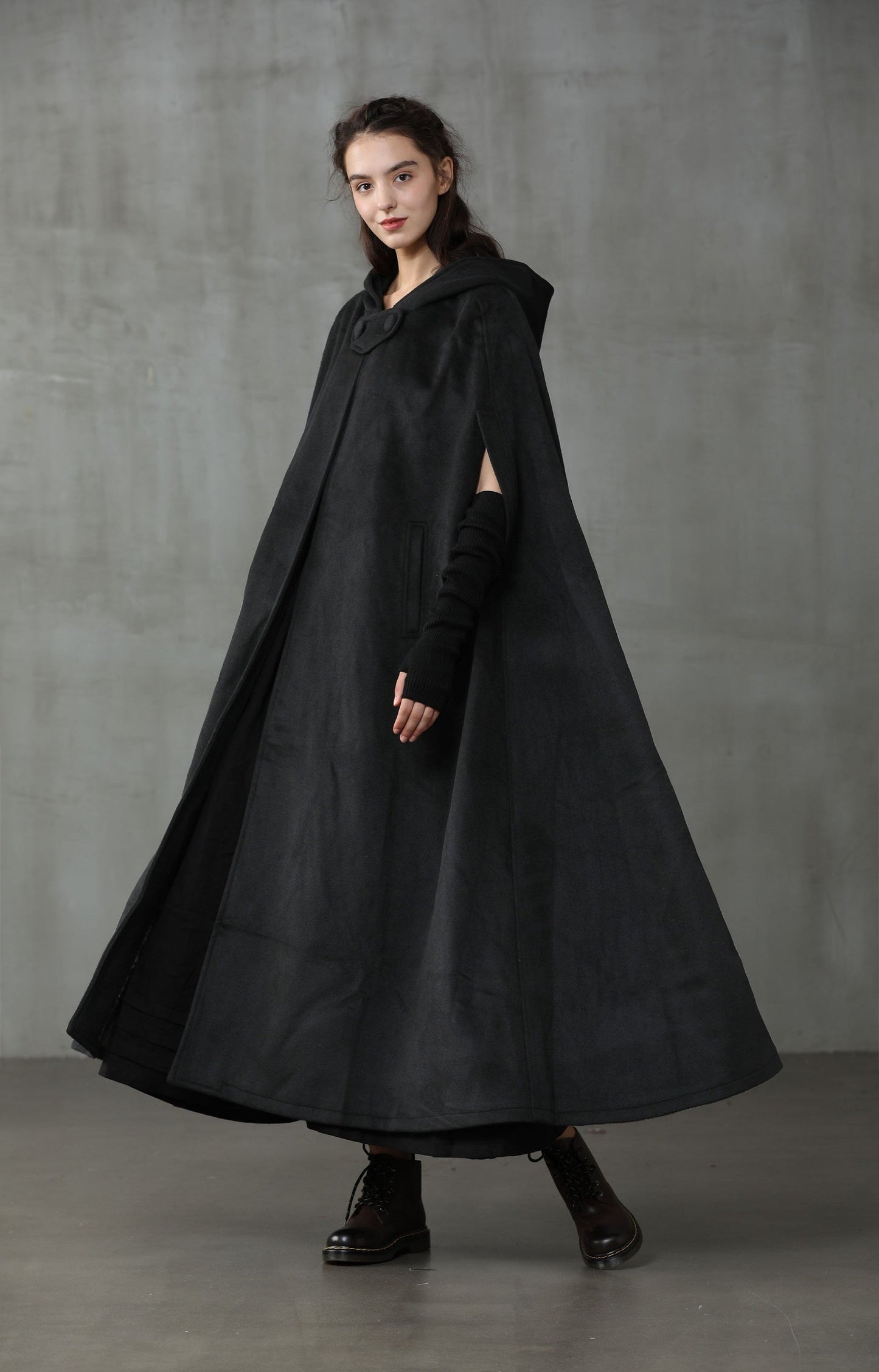OUTLANDER BLACK WOOL CLOAK COAT