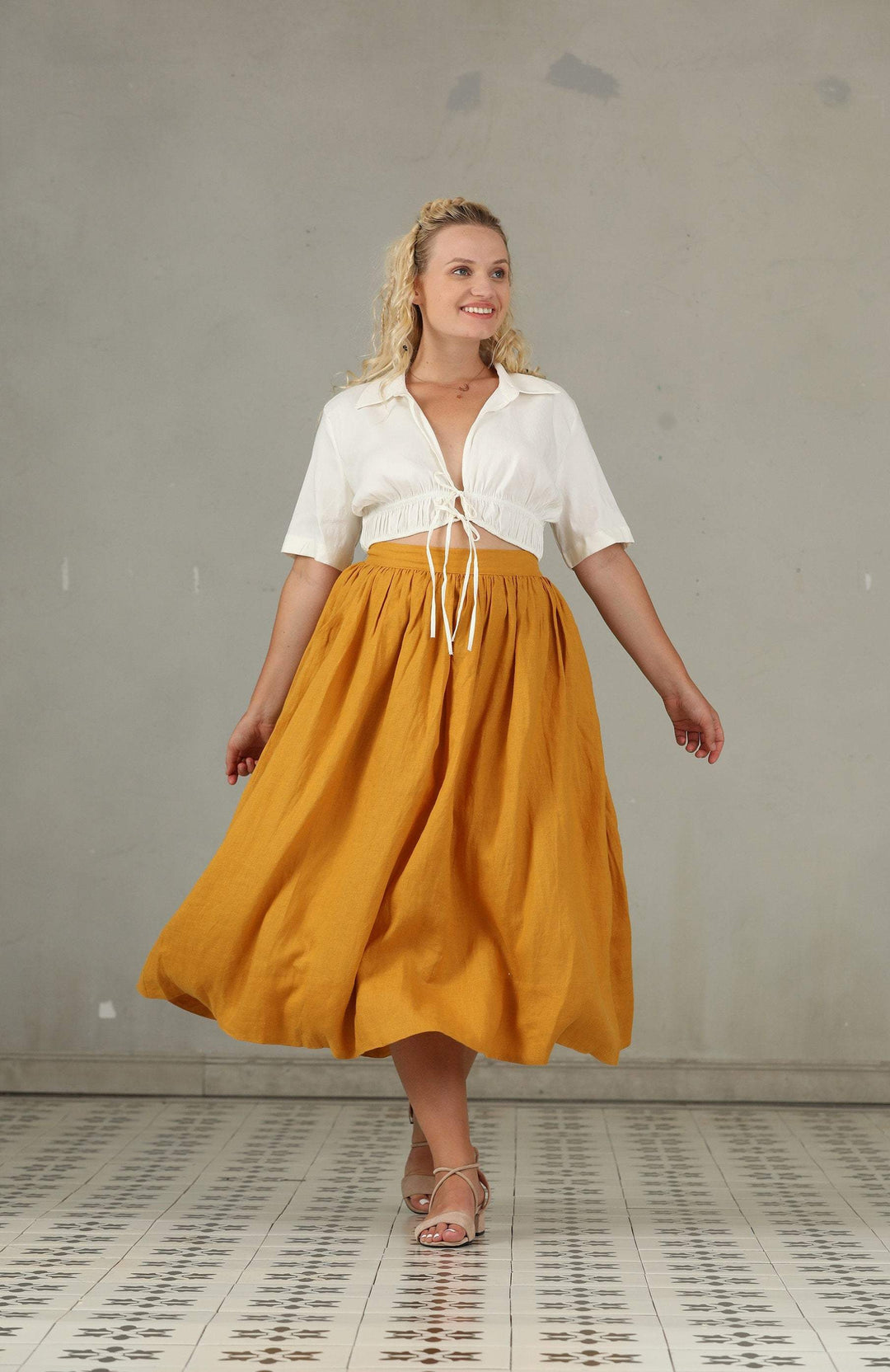 DAISY GOLD PLUS SIZE LINEN SKIRT