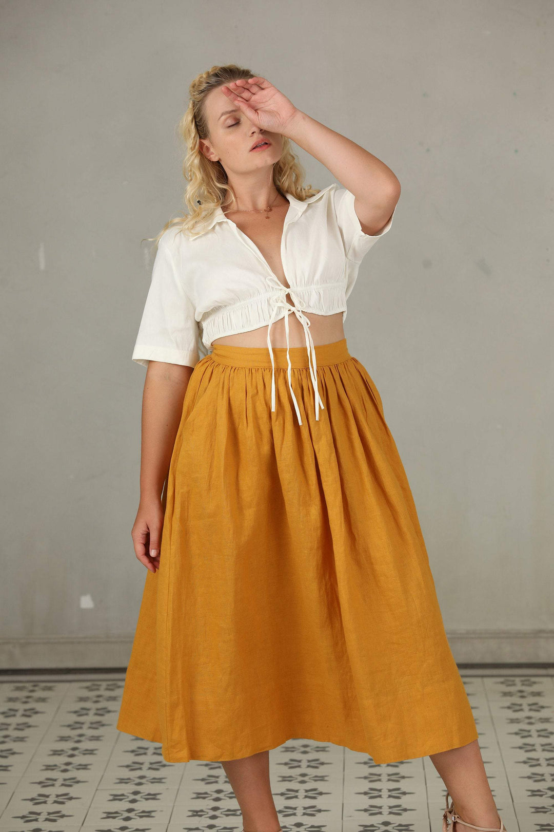 DAISY GOLD PLUS SIZE LINEN SKIRT