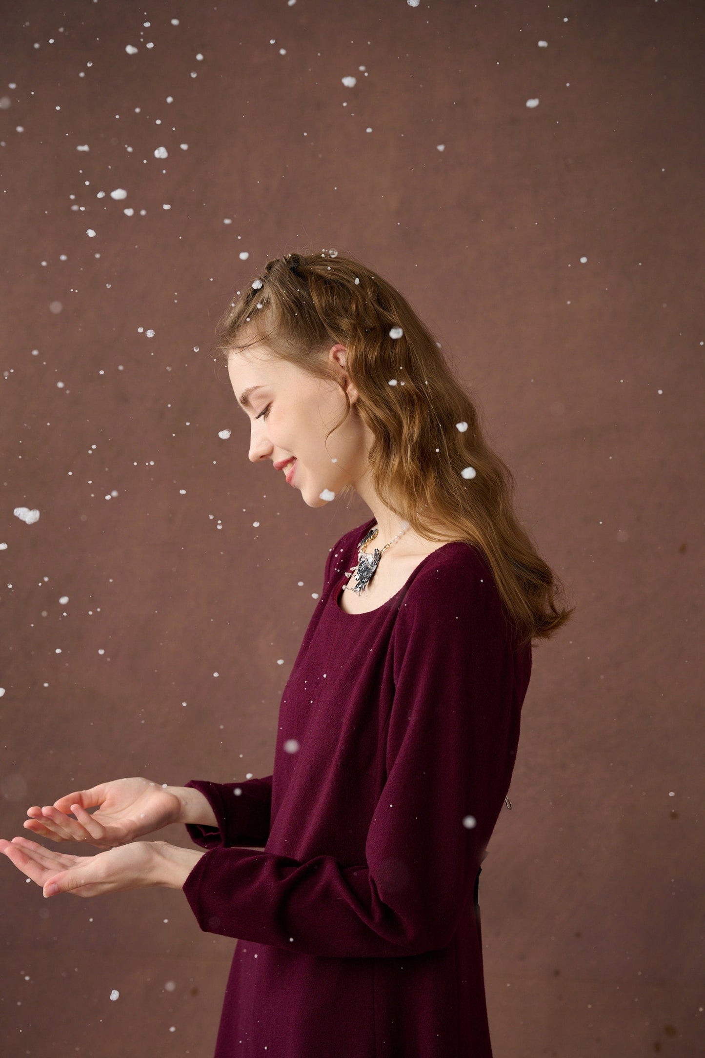 MISTLETOE VINTAGE WOOL DRESS IN PURPLE