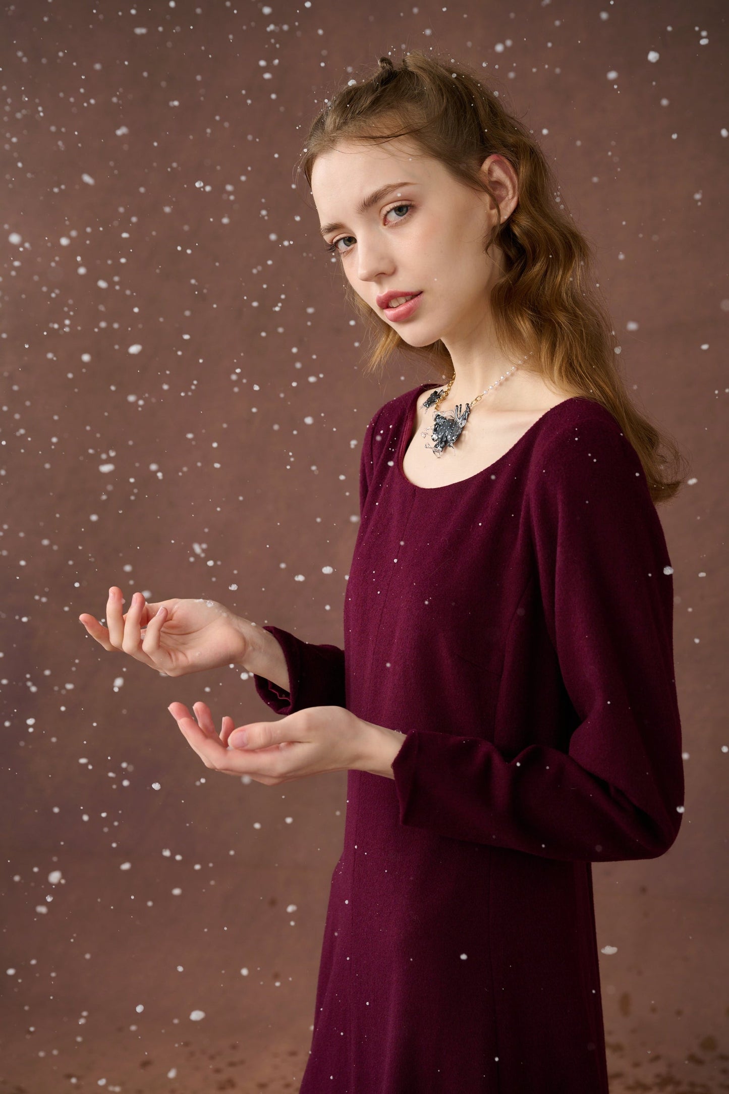 MISTLETOE VINTAGE WOOL DRESS IN PURPLE