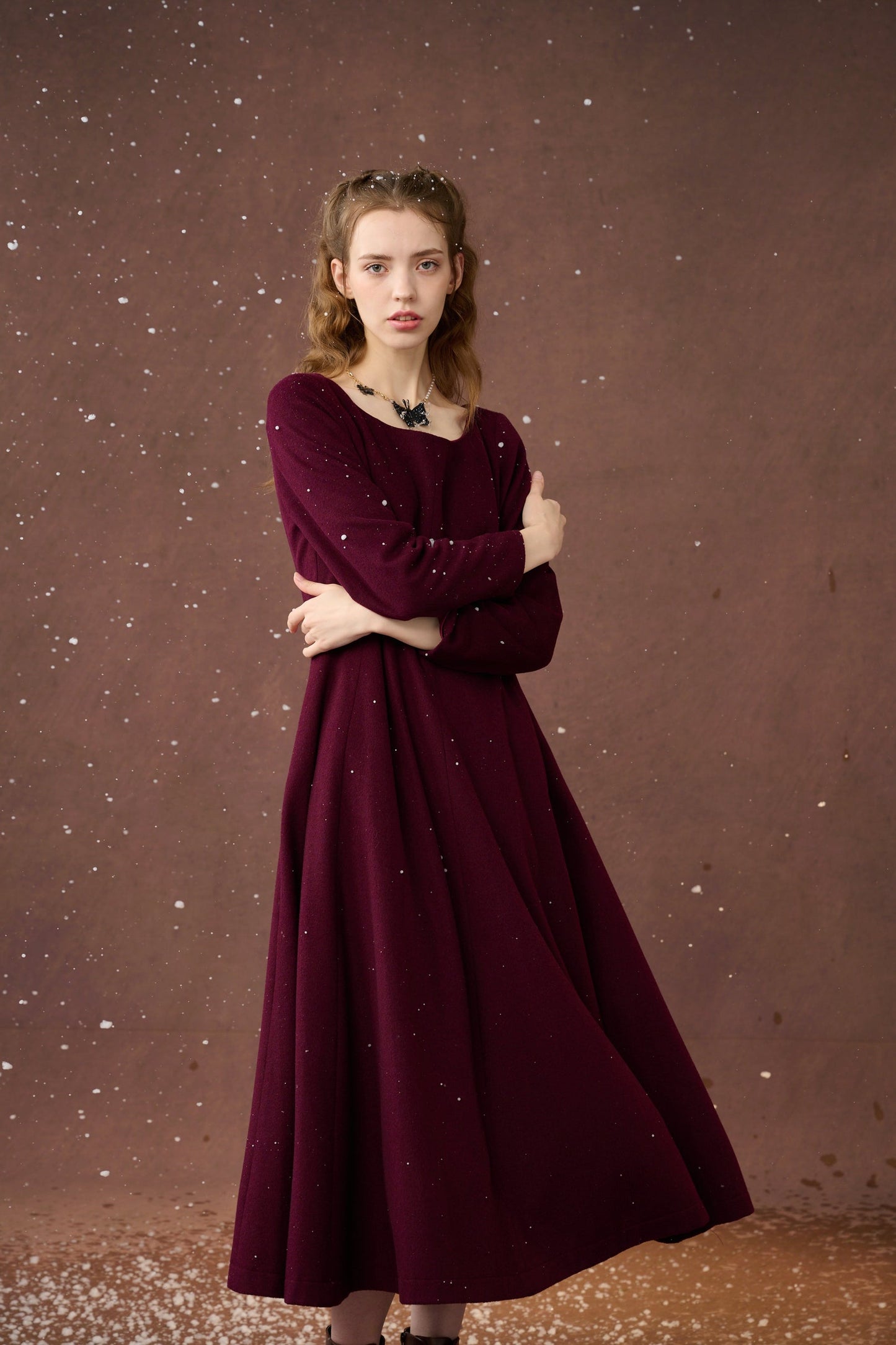 MISTLETOE VINTAGE WOOL DRESS IN PURPLE
