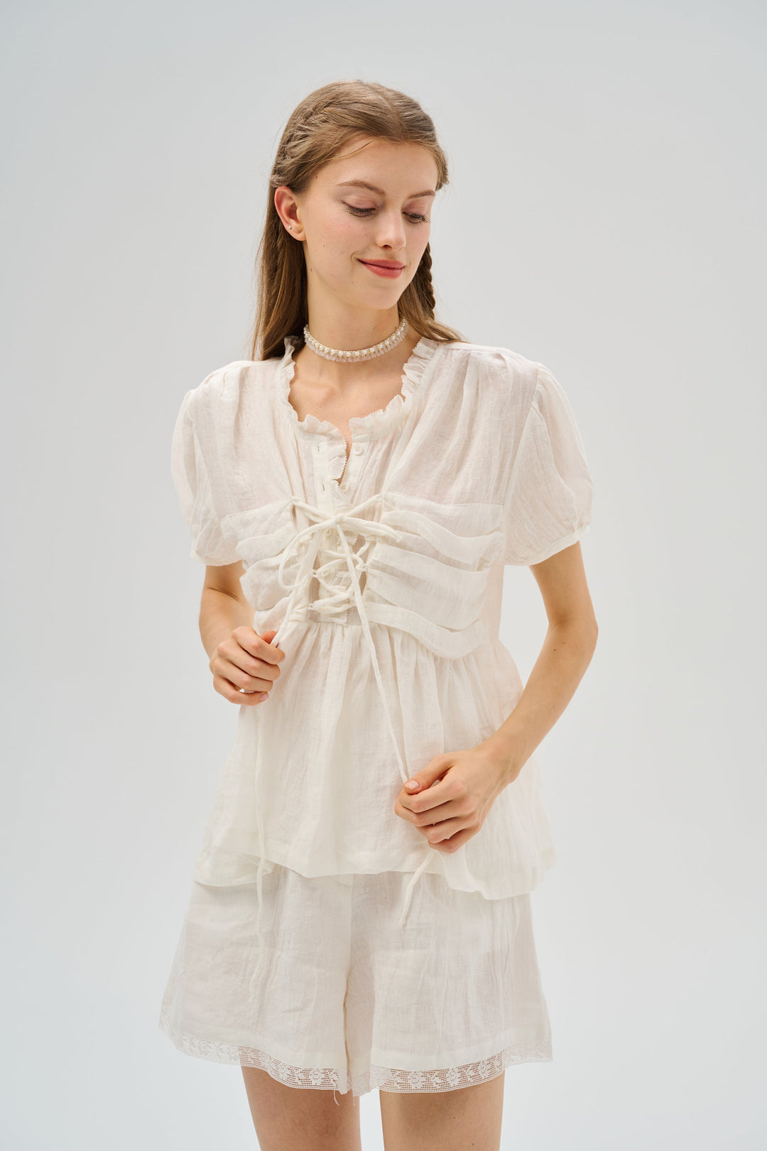 CANNA 100% LINEN SHORT WITH LACE