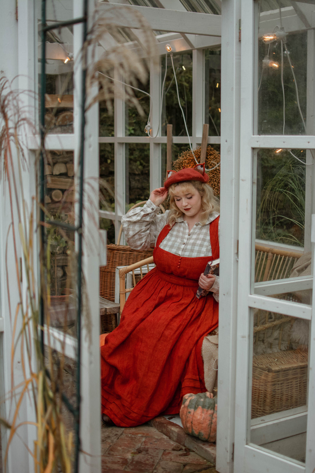 VETIVER CROSS BACK LINEN DRESS