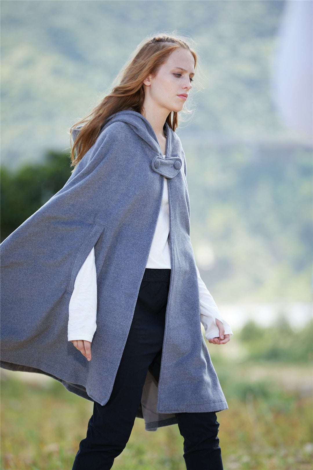 THE NEW YORKER | RED HOODED CASHMERE CAPE