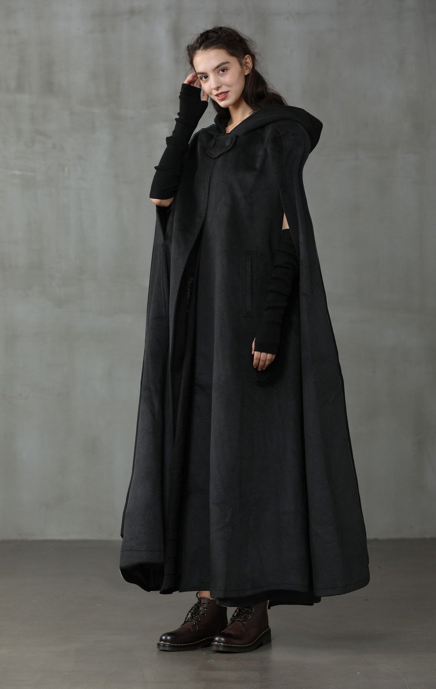 OUTLANDER BLACK WOOL CLOAK COAT