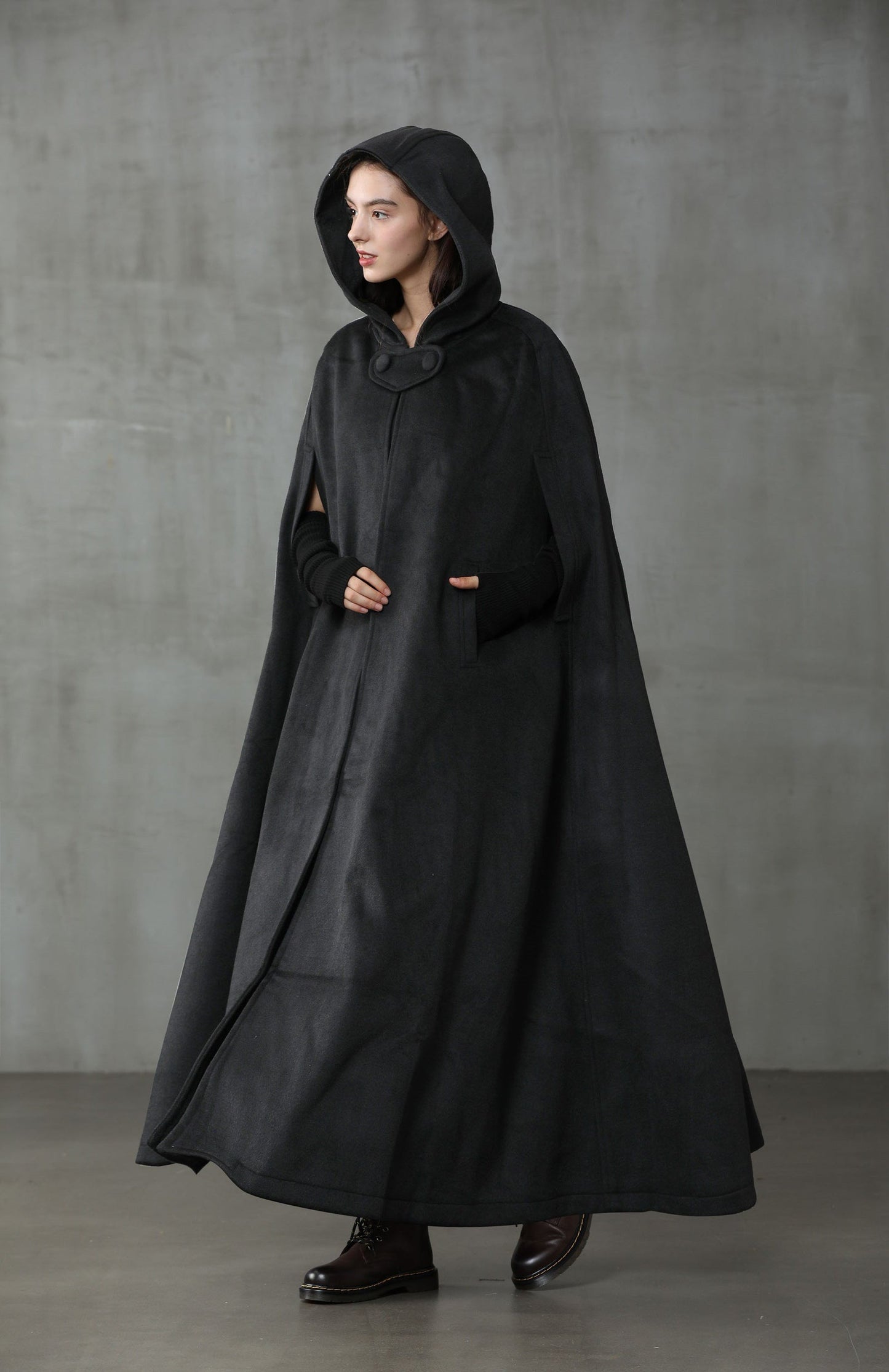 OUTLANDER BLACK WOOL CLOAK COAT