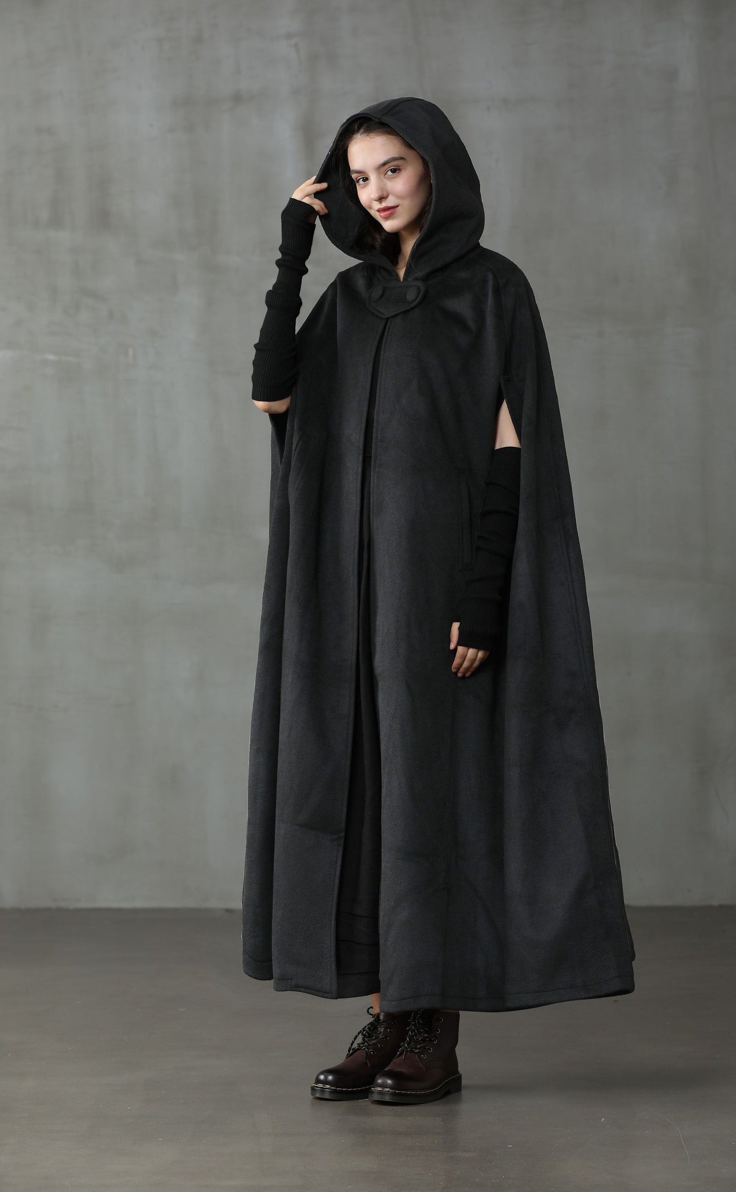 OUTLANDER BLACK WOOL CLOAK COAT