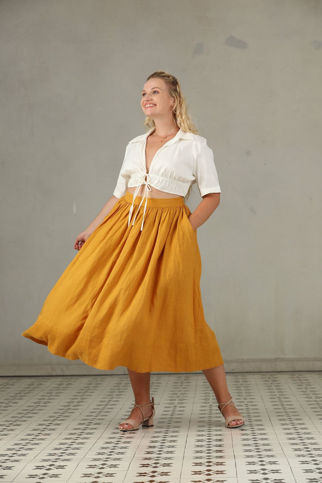 DAISY PLUM PLUS SIZE LINEN SKIRT