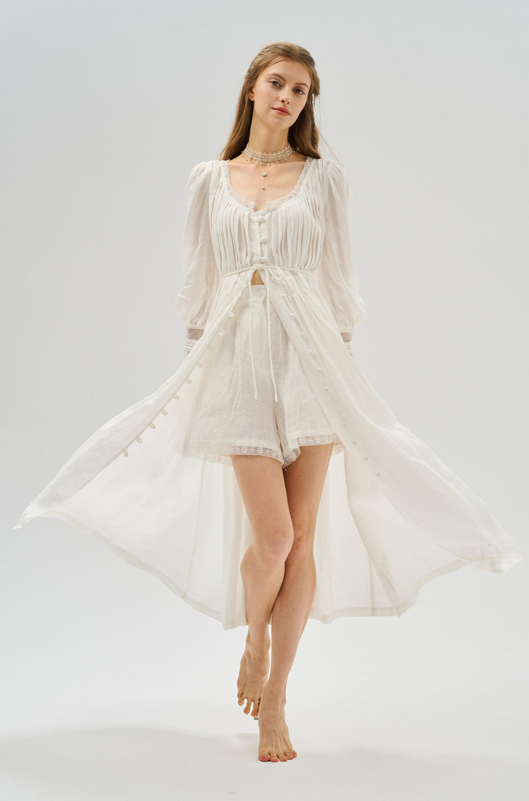 CANNA 100% LINEN SHORT WITH LACE